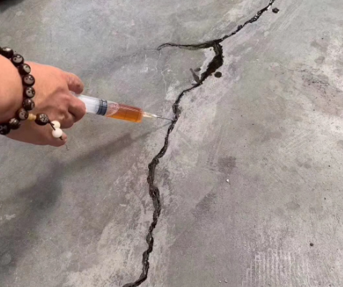 荣成混凝土裂缝修补技术详解​